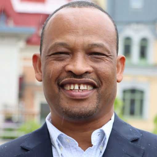 Dr Hailu Elias